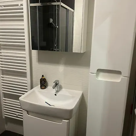 Bulevar Sa Parking Mjestom