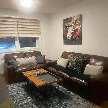 Apartmán Bulevar Sa Parking Mjestom *