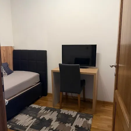 Bulevar Sa Parking Mjestom Apartamento Saraievo